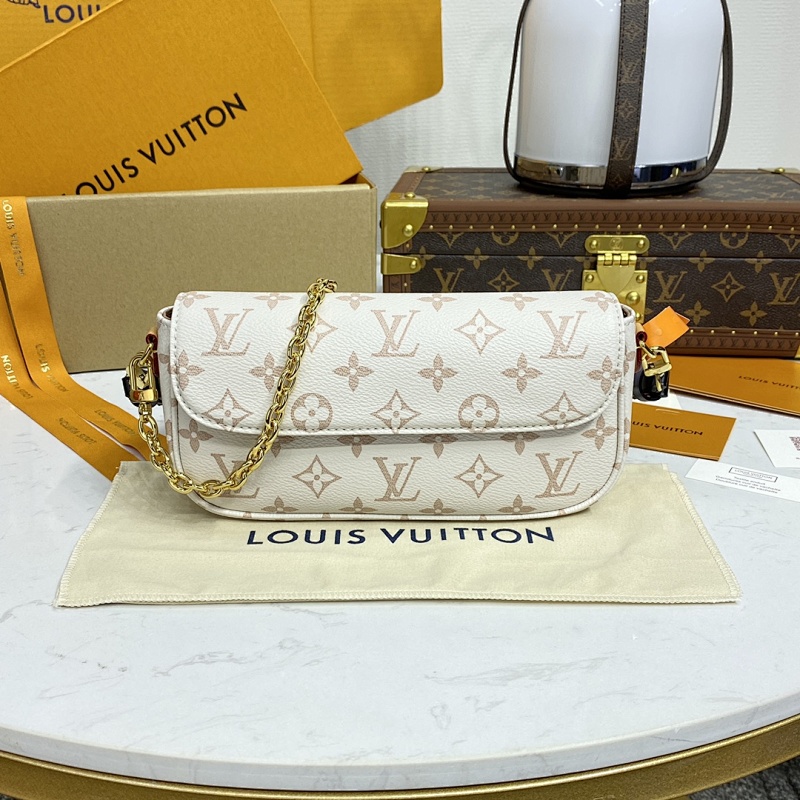 Louis Vuitton Wallet ON Chain Ivy