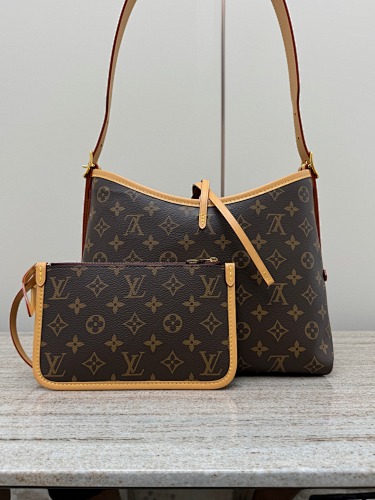 Louis Vuitton Carryall - 29x24x12cm