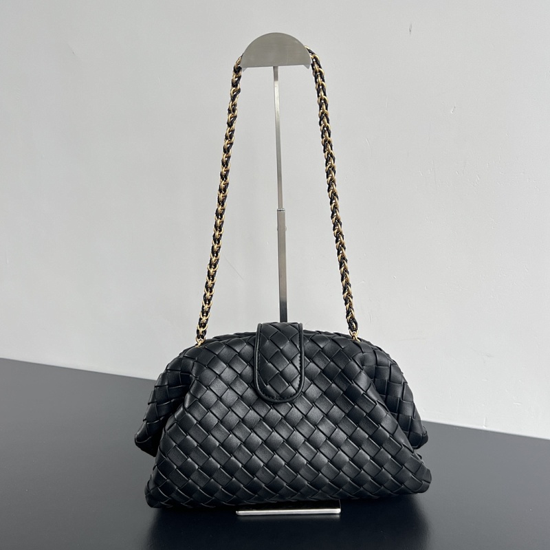 70 The Lauren Bag Lntrecciato