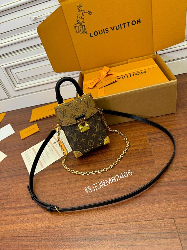 Louis Vuitton bag