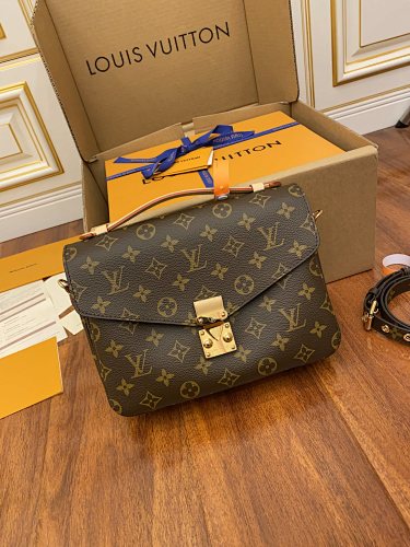Louis Vuitton bag