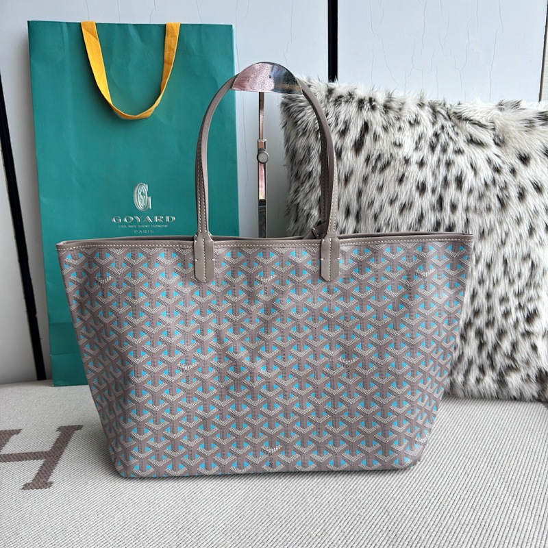 Goyard tote bag