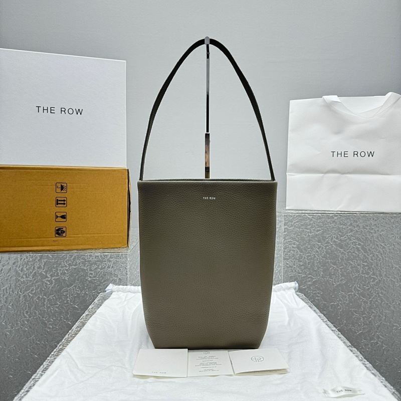 𝐓𝐇𝐄 𝐑𝐎 N S Park Tote