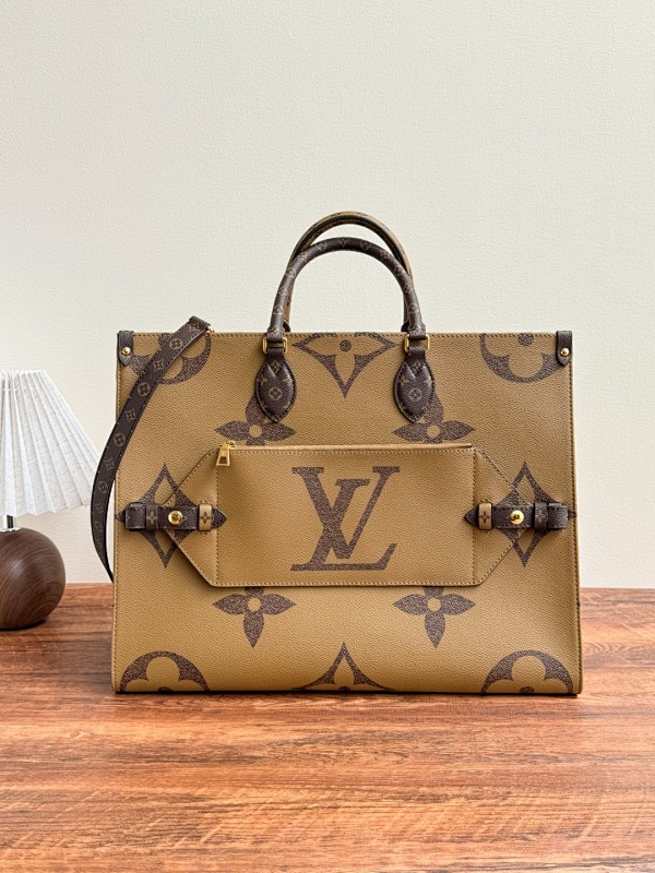 Louis Vuitton OnTheGo 43x33x18.5cm