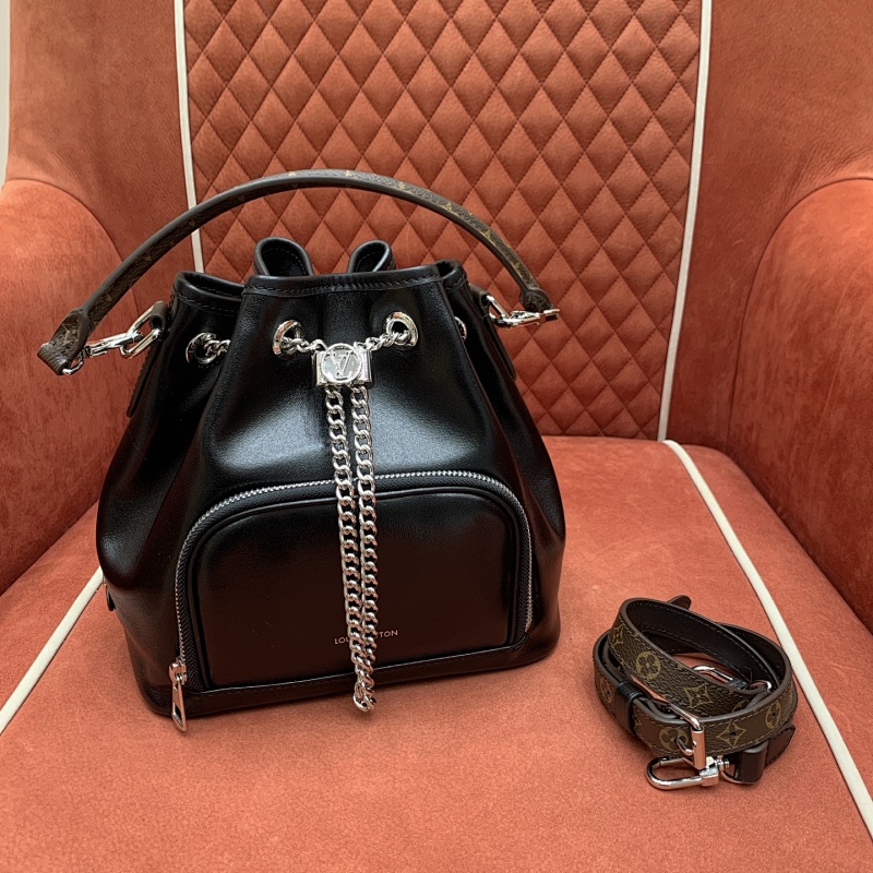 Louis Vuitton crossbody bag