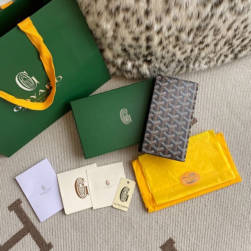 Goyard wallet