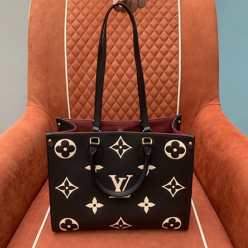 Louis Vuitton bag