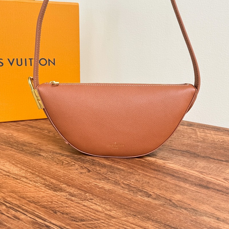 Louis Vuitton Low Key Bumbag- 28x13x5.5cm