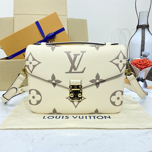 Louis Vuitton Pochette Métis