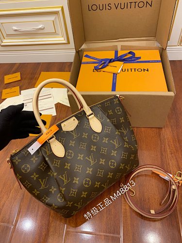 Louis Vuitton bag