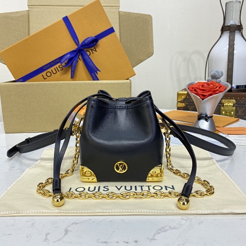Noe Purse