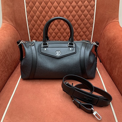 Louis Vuitton crossbody bag