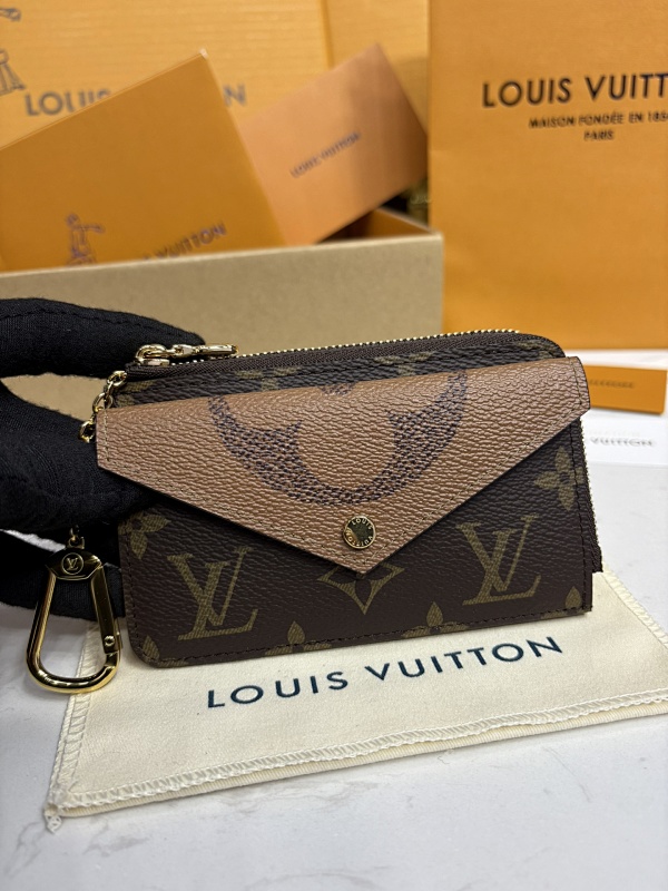 Louis Vuitton Recto Verso