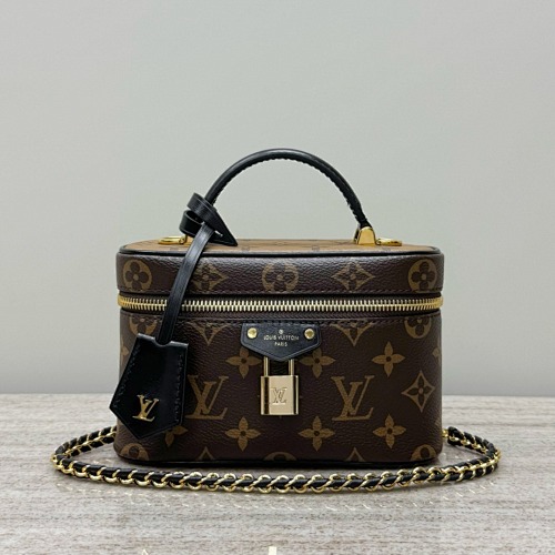 Louis Vuitton Vanity - 19x11.5x6.5cm