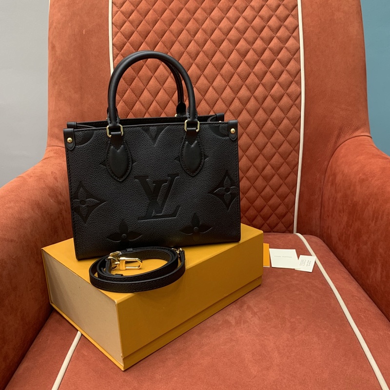 Louis Vuitton crossbody bag