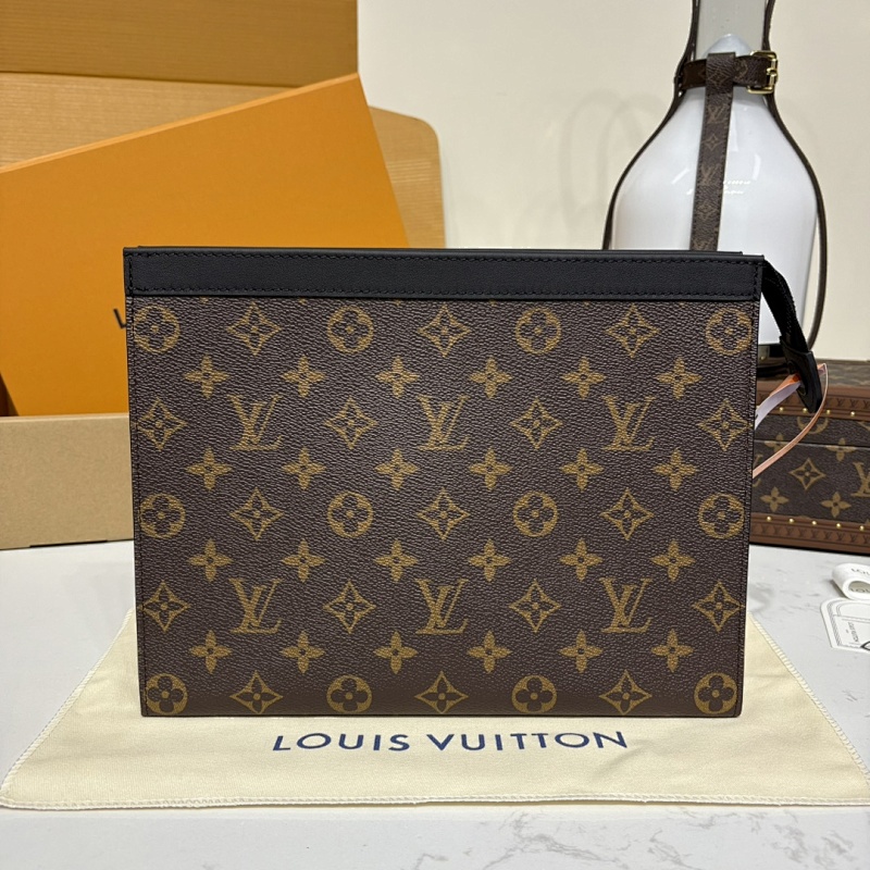 Louis Vuitton Pochette Voyage