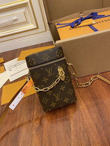 Louis Vuitton bag