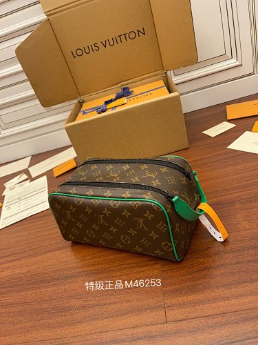 Louis Vuitton bag