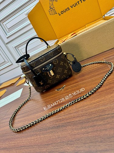 Louis Vuitton bag