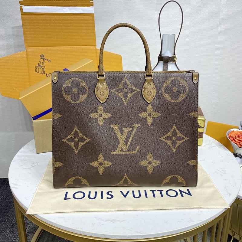 Louis Vuitton Onthego Monogram Giant Monogram Reverse Toron