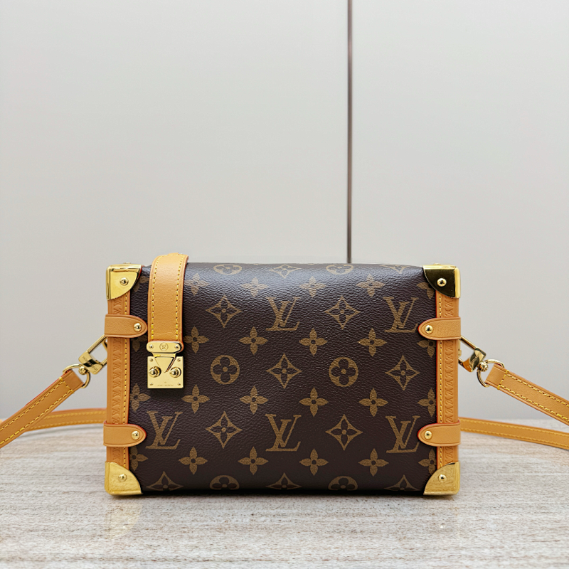 Louis Vuitton Mini Bumbag - 17x12x9.5cm