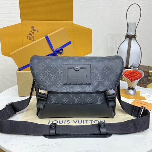 Louis Vuitton Messenger PM Voyager Monogram Eclipse