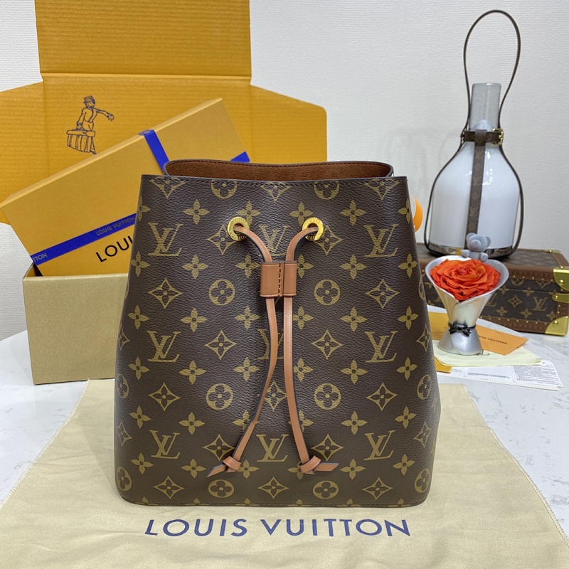 Louis Vuitton NéoNoé Gaston- Monogram
