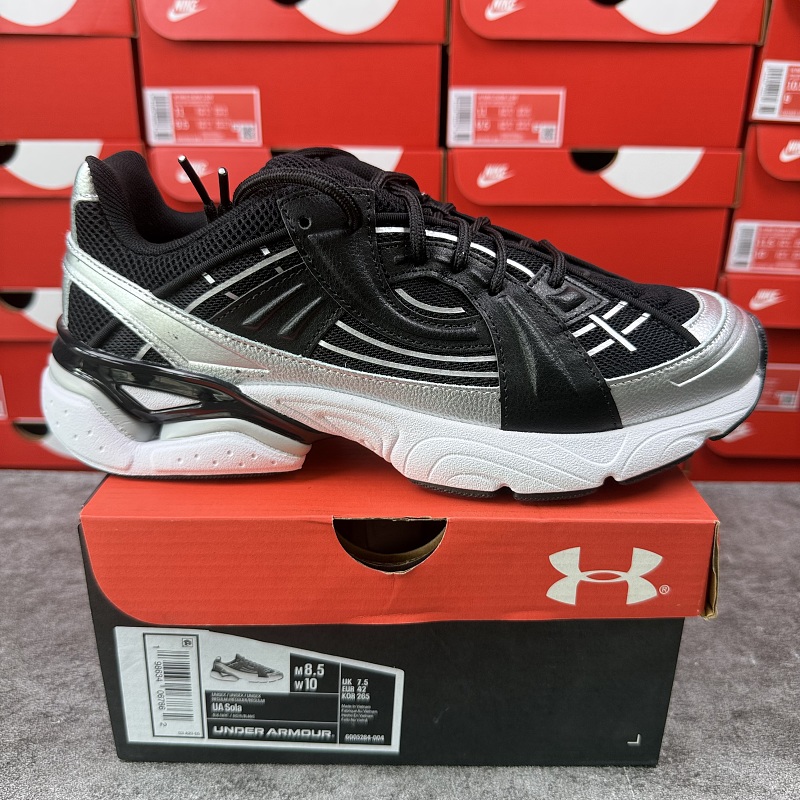 'Black White Metallic Silver'