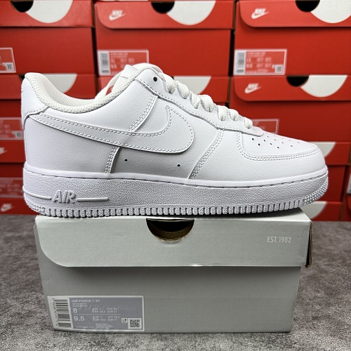 Triple White'