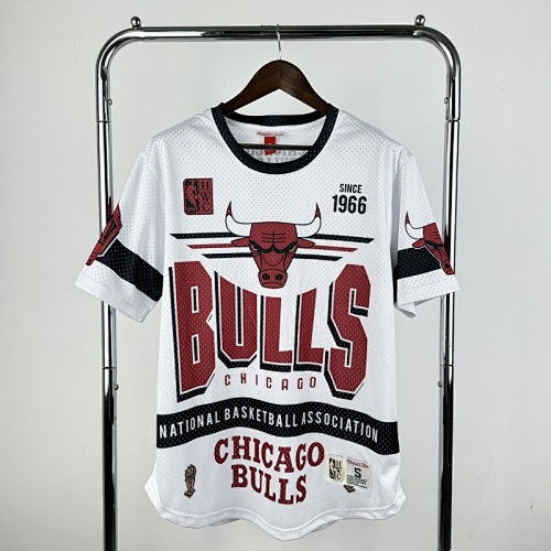 Bulls Retro T-shirt S-2XL T
