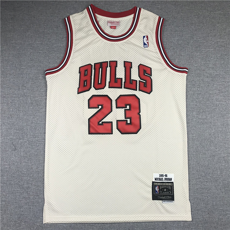 Bulls Embroidery Jersey S-2XL