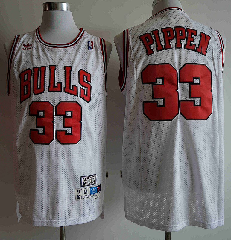 Bulls Embroidery Jersey S-2XL