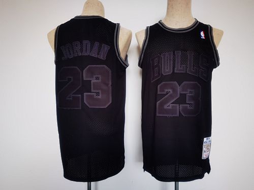 Bulls Retro Embroidery Jersey S-2XL
