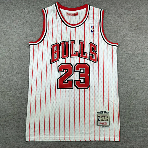 Bulls Embroidery Jersey S-2XL