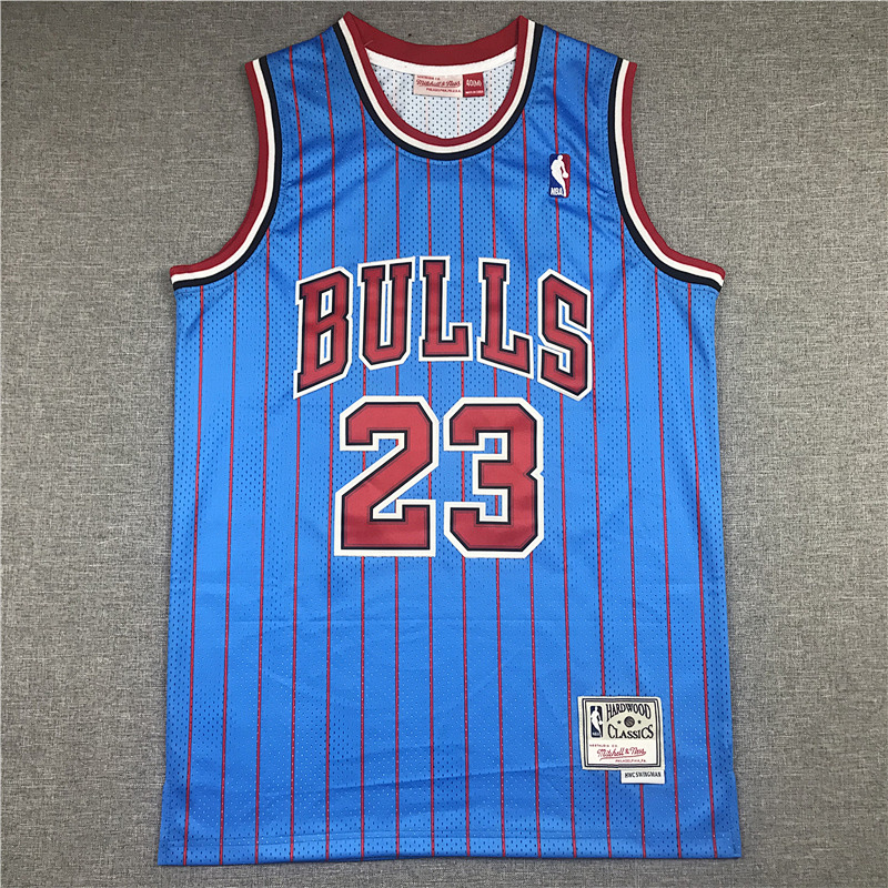 Bulls Retro Embroidery Jersey S-2XL