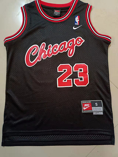 Bulls Retro Embroidery Jersey S-2XL