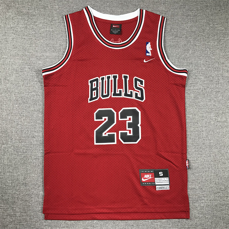 Bulls Embroidery Jersey S-2XL