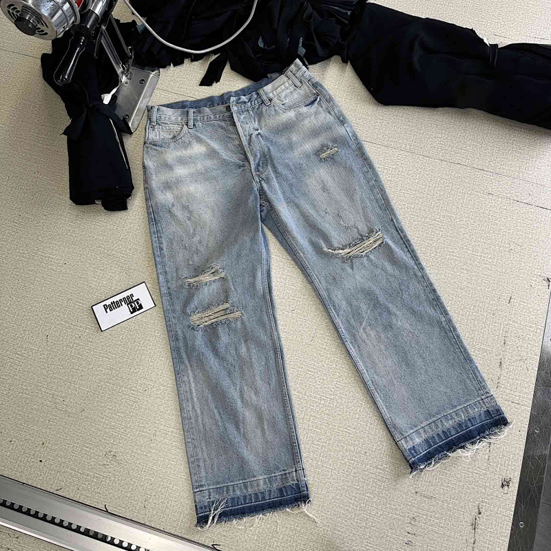 Cln Blue Distressed Jeans