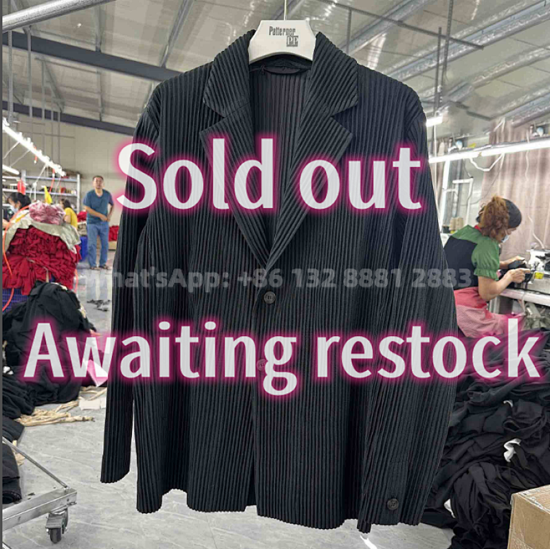 Homm Pliss Isse Miyak Pliss Single-breasted Blazer