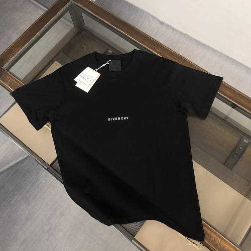 Givenchy T-shirt