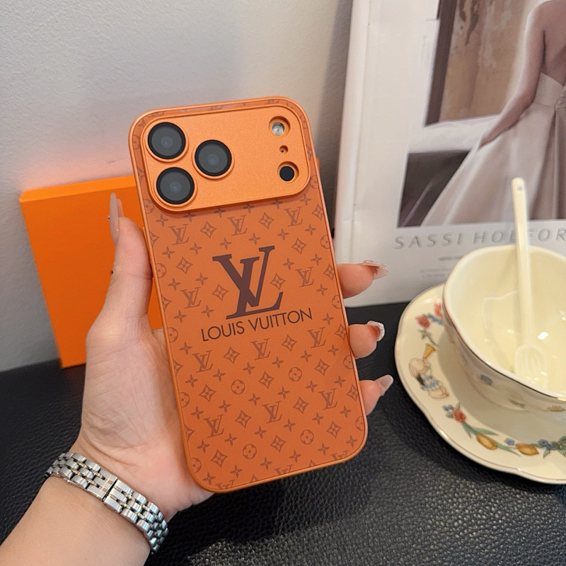 L V Phone Case