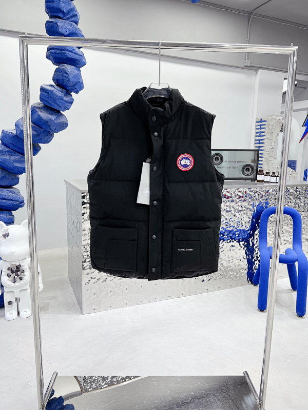 Canada Goose Vest