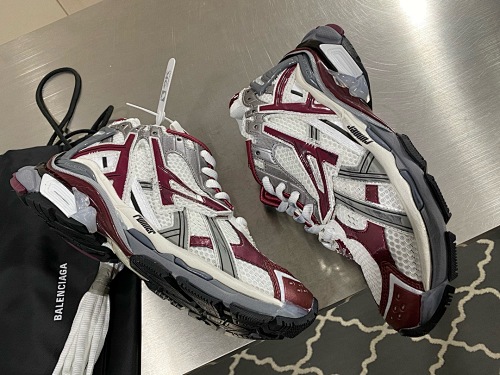 Balenciaga Runner