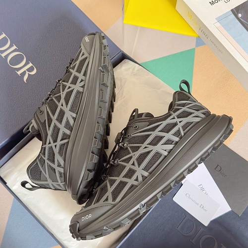 Dior Latest Runner Series Outdoor Casual Hiking Shoes