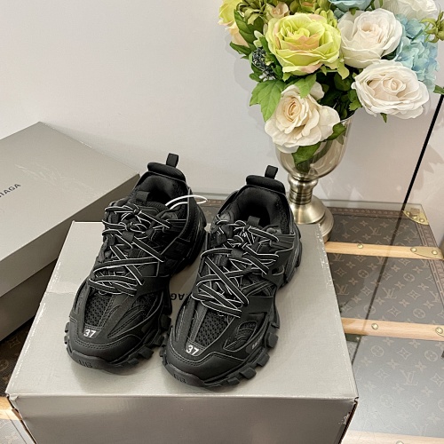 Balenciaga Track