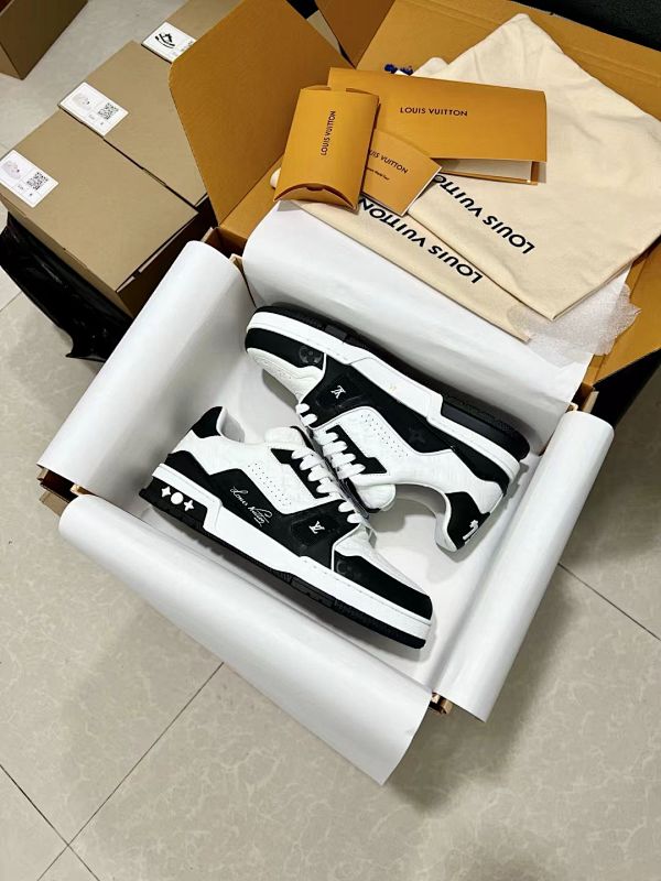 Sneakers from Poshrep