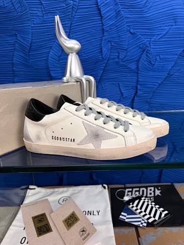Golden Goose