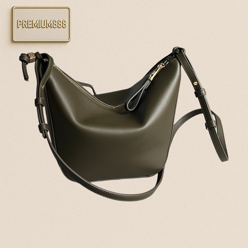 Hot Sale The Hobo Bag Is Here