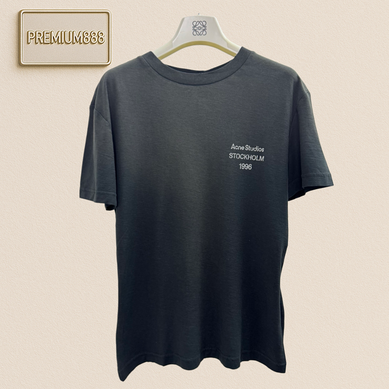 Acne Studios Women's Short-Sleeved T-Shirt With Small Chest Logo