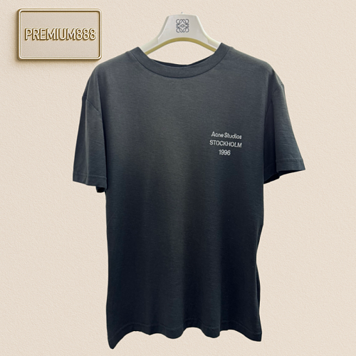 Acne Studios Women's Short-Sleeved T-Shirt With Small Chest Logo